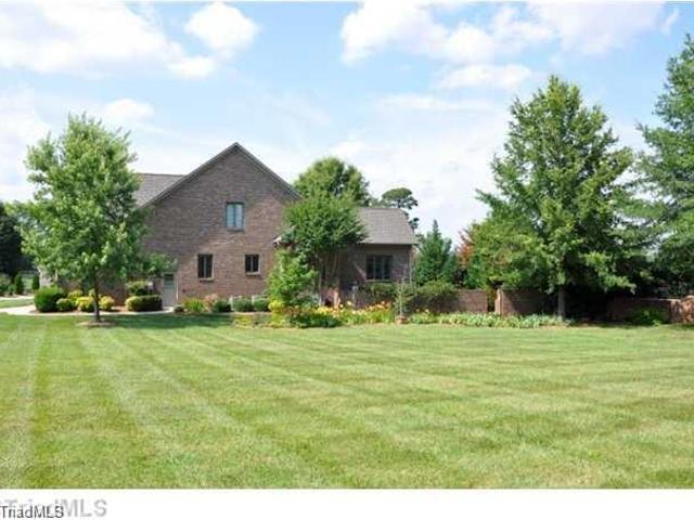 House for sale in Advance, North Carolina
