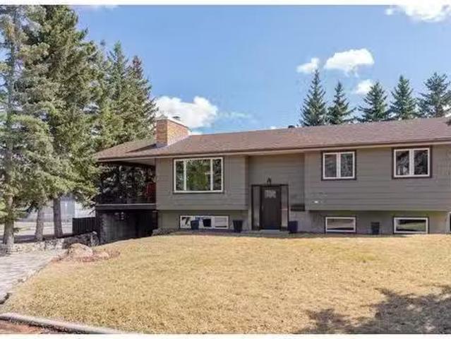 House for sale in Alberta