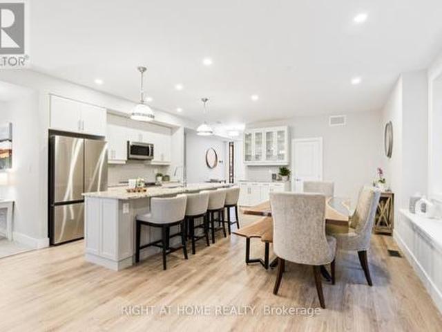 House for sale in Collingwood, Central Ontario