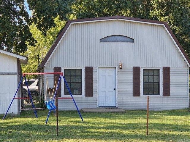 House for sale in Piggott, Clay County