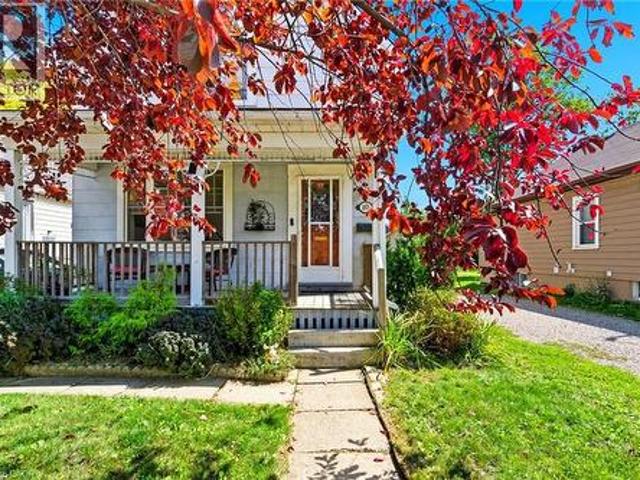 House for sale in Ancaster, Ontario