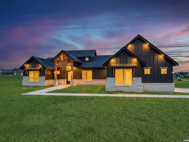 House for sale in La Vernia, Wilson County