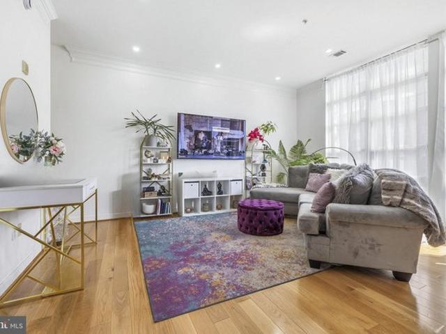 Condo for sale in Oxon Hill, Prince George's County