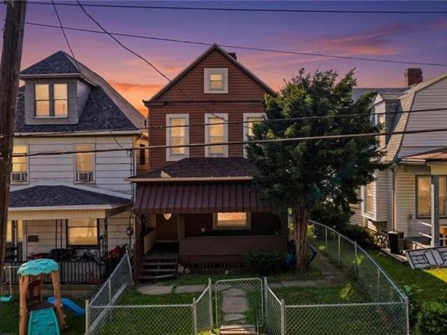 House for sale in New Kensington, Pennsylvania