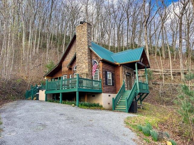 House for sale in Hayesville, North Carolina