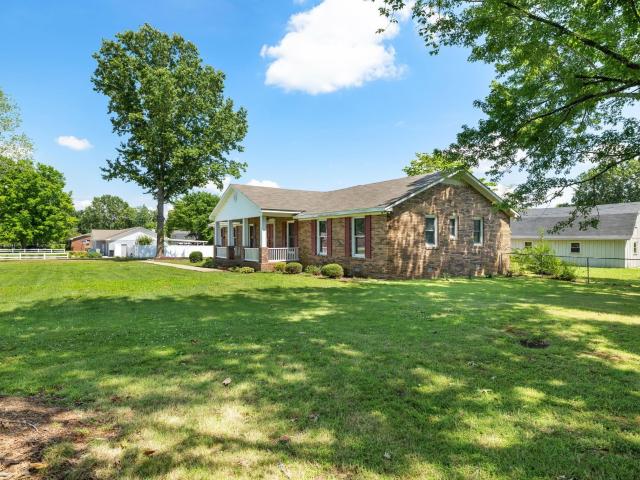 House for sale in Rogersville, Alabama