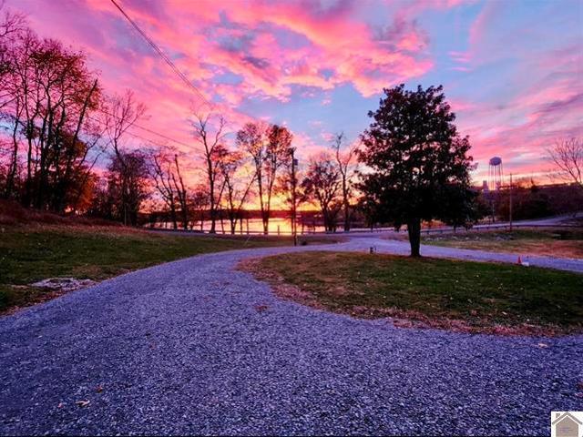 House for sale in Eddyville, Kentucky