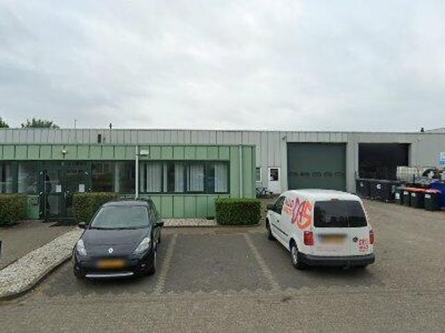 Bedrijfspand te huur in Hoogerheide, Noord Brabant