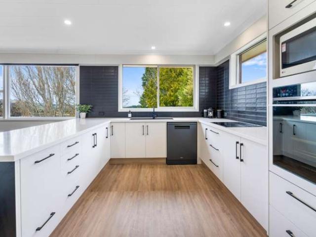 House for sale in Otakou