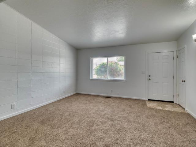 House for sale in Ontario, Malheur County