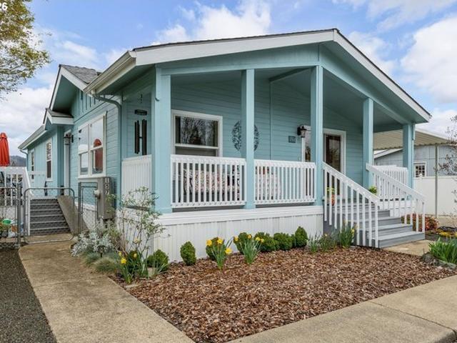 House for sale in Oregonia