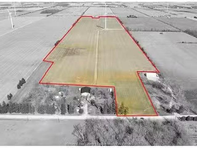House for sale in Kingsville, Ontario