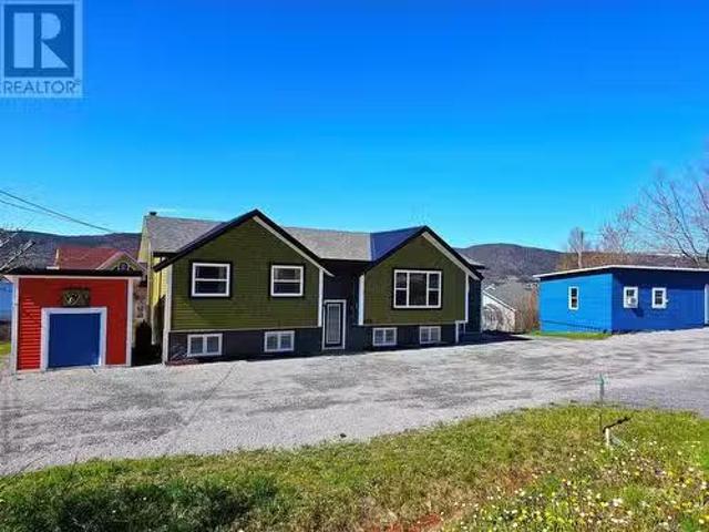House for sale in Meadows, Newfoundland And Labrador