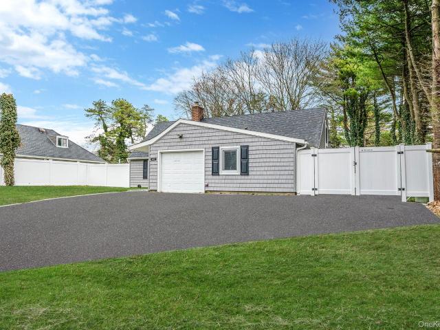 House for sale in Bohemia, New York