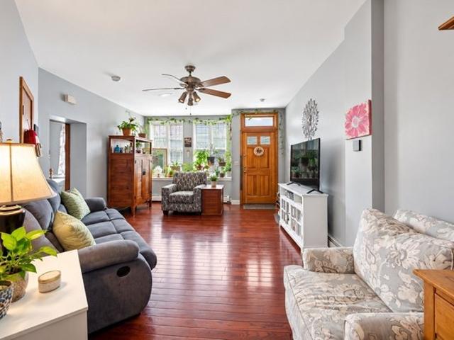 Condo for sale in Chelsea, Suffolk County