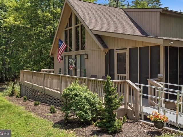 House for sale in Hedgesville, West Virginia