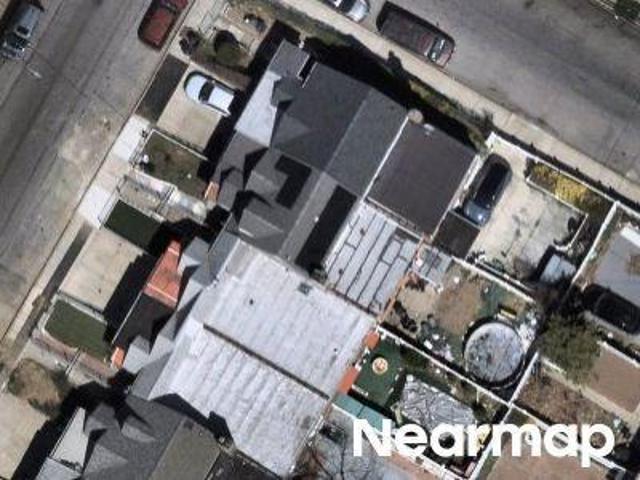 House for sale in Queens, Arverne