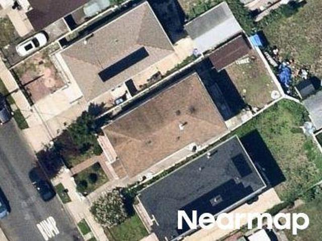 House for sale in Queens, Arverne