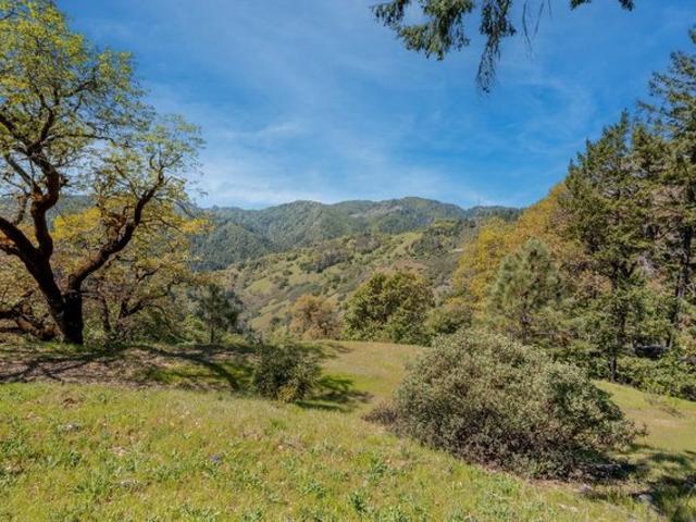 Land for sale in Willits, California