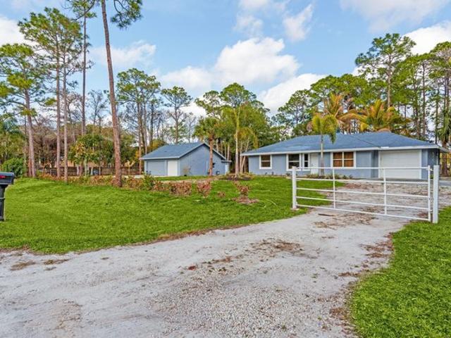 House for sale in Loxahatchee, Florida