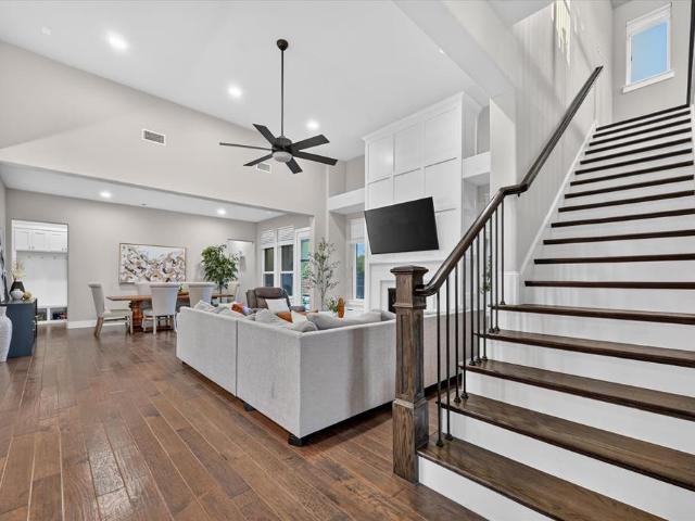 House for sale in Farmers Branch, Texas