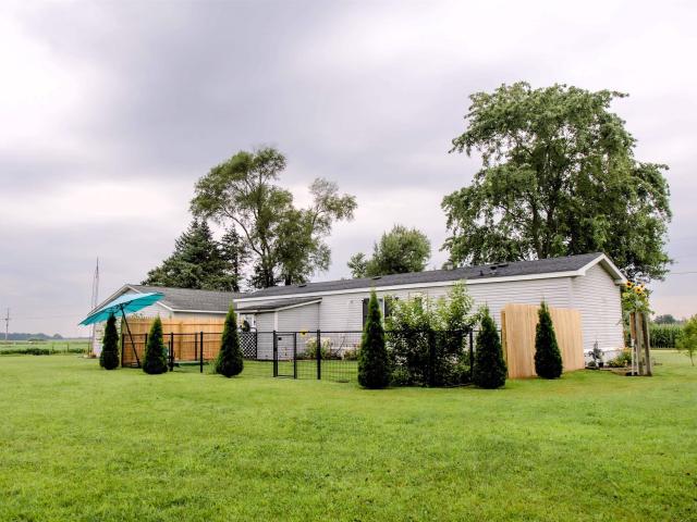 House for sale in Medaryville, Indiana