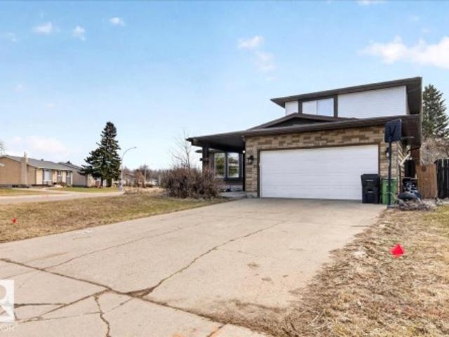 House for sale in Wedgewood, Alberta