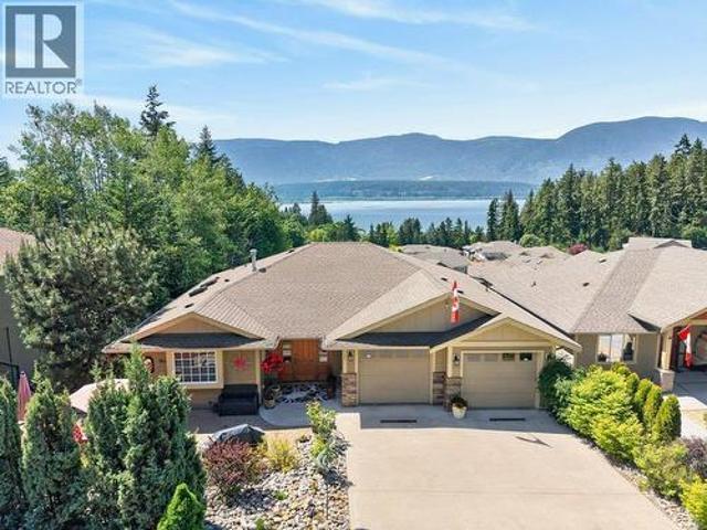 House for sale in Salmon Arm, British Columbia