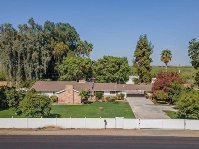 House for sale in Wasco, California