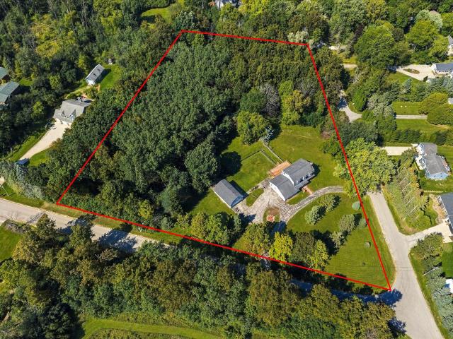 House for sale in Town of Grafton, Ozaukee County