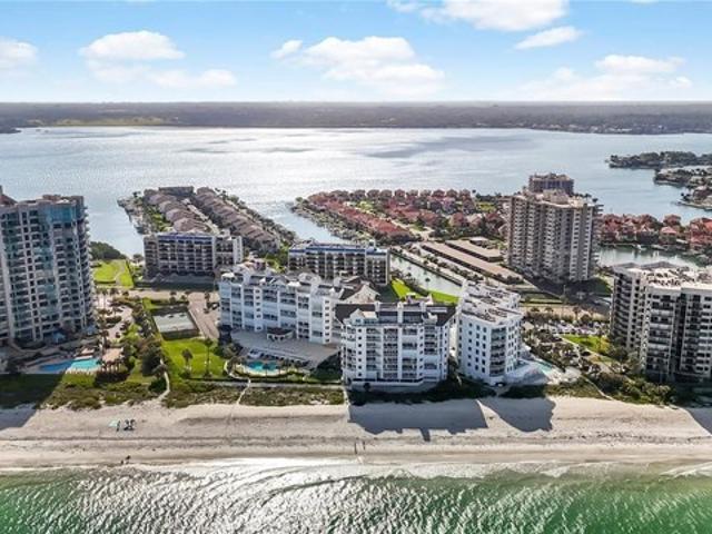 Condo for sale in Clearwater, Florida