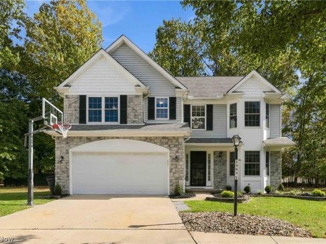 House for sale in Nantucket Woods, Middleburg Heights