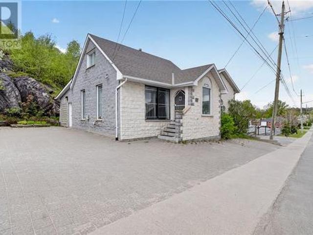 Commercial for sale in Wanup, Ontario