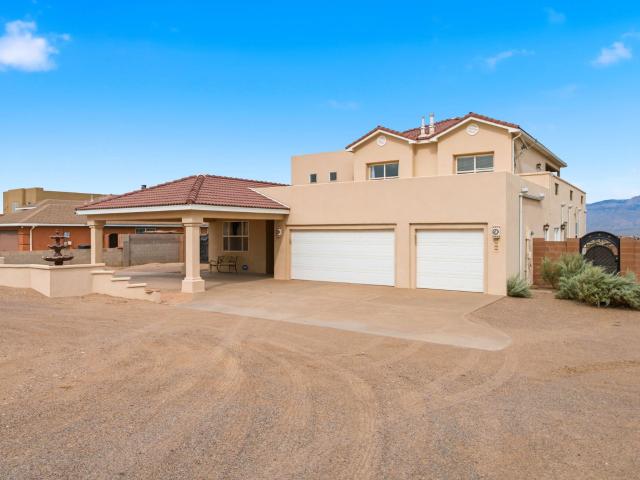 House for sale in Rio Rancho, New Mexico