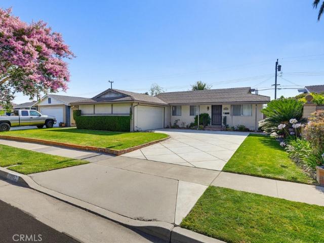 House for sale in Huntington Beach, California