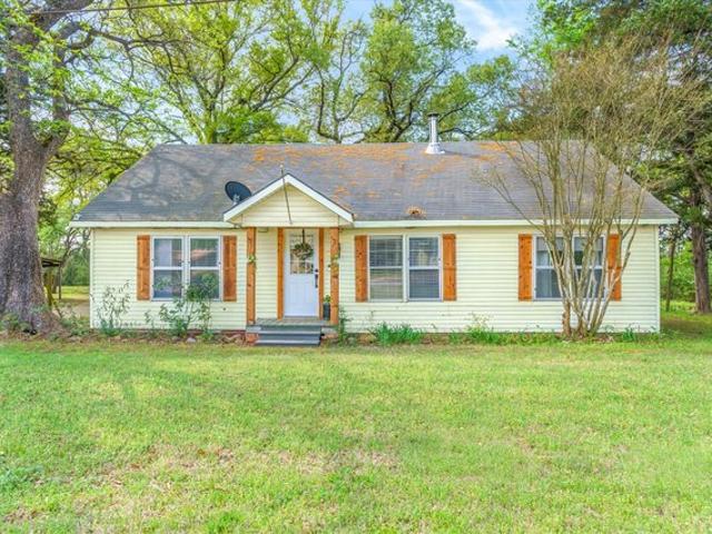 House for sale in Edgewood, Texas