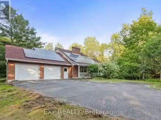 House for sale in Methuen, Ontario