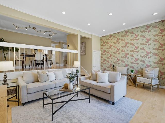 Townhouse for sale in Moraga, California