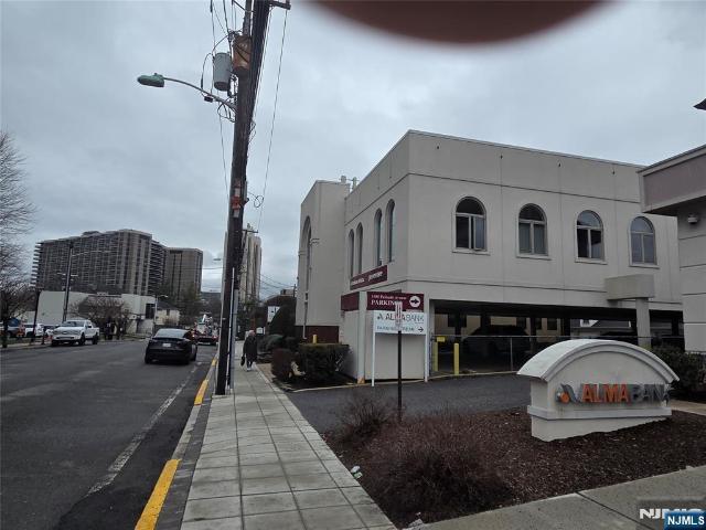 Property for rent in Fort Lee, New Jersey