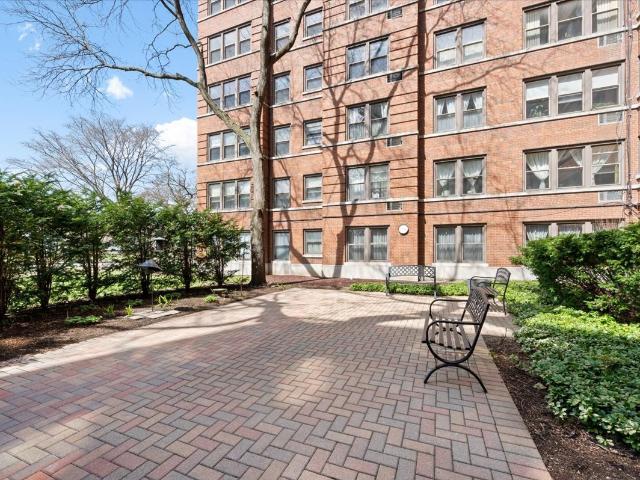 Condo for sale in Evanston, Illinois
