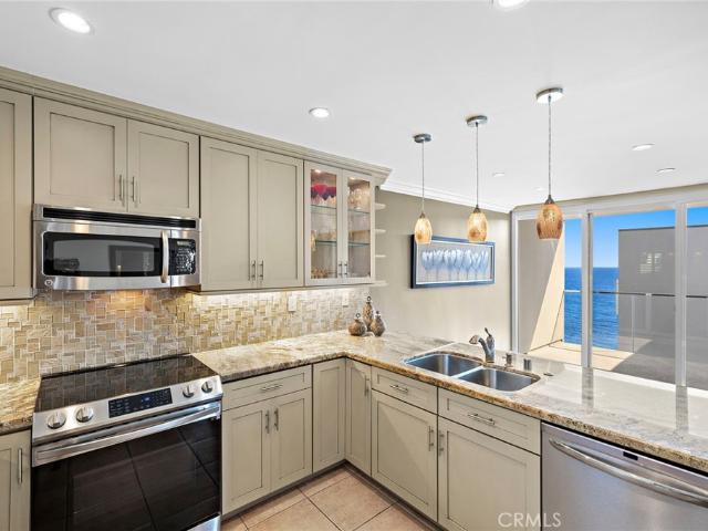 Condo for sale in Laguna Beach, California