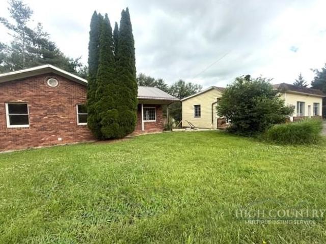 House for sale in West Jefferson, North Carolina
