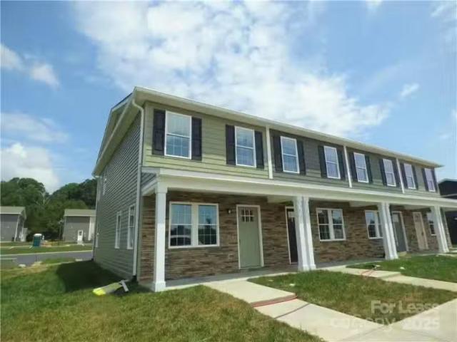 House for rent in Hickory