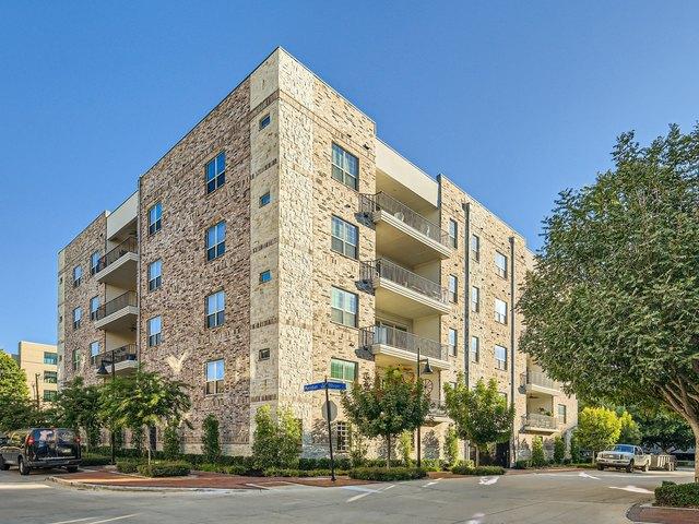 Condo for sale in Addison, Texas