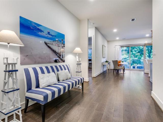 Condo for sale in Addison, Texas