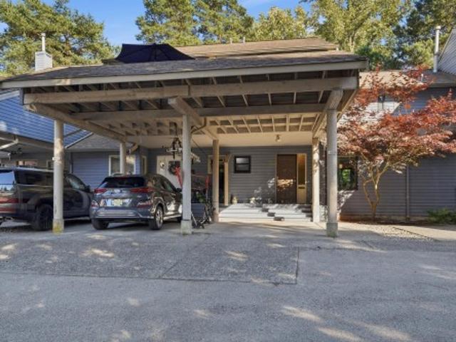 Townhouse for sale in Surrey, British Columbia