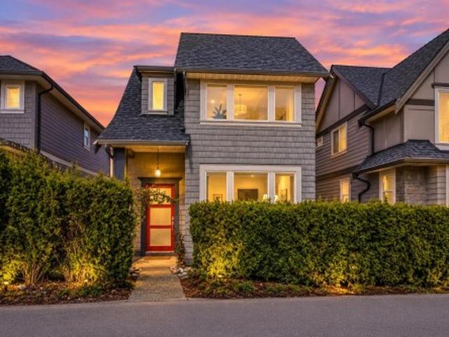House for sale in South Surrey, Surrey