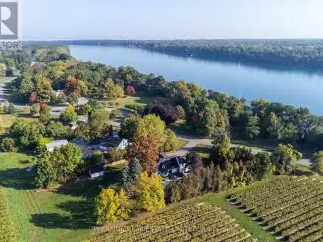 House for sale in Niagara, Ontario