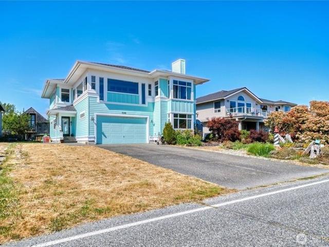 House for sale in Point Roberts, Washington