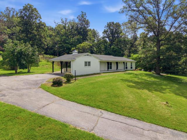 House for sale in Crittenden, Kentucky